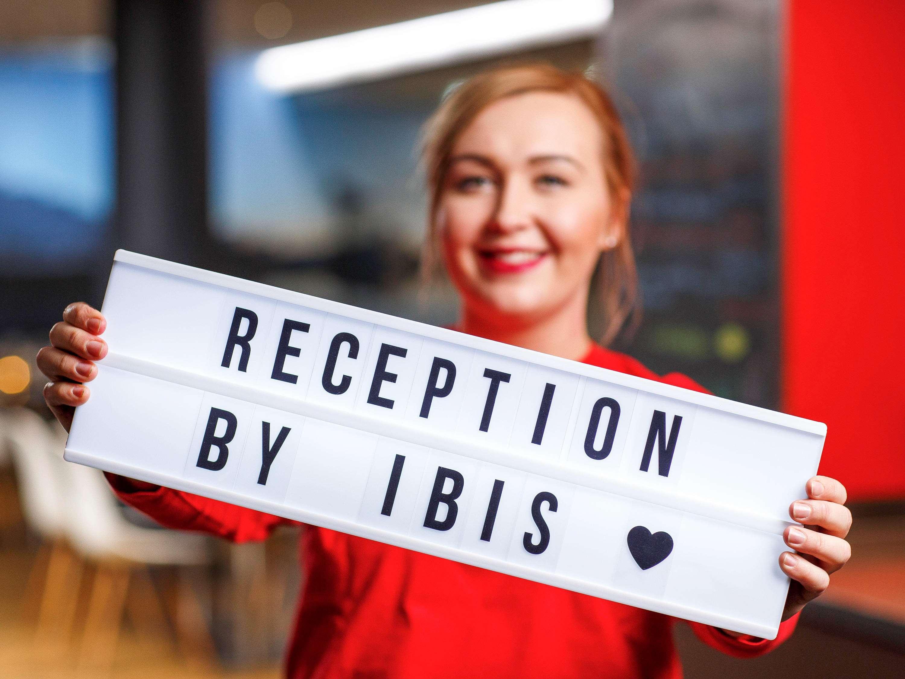 Ibis Brighton City Centre - Station Exterior photo