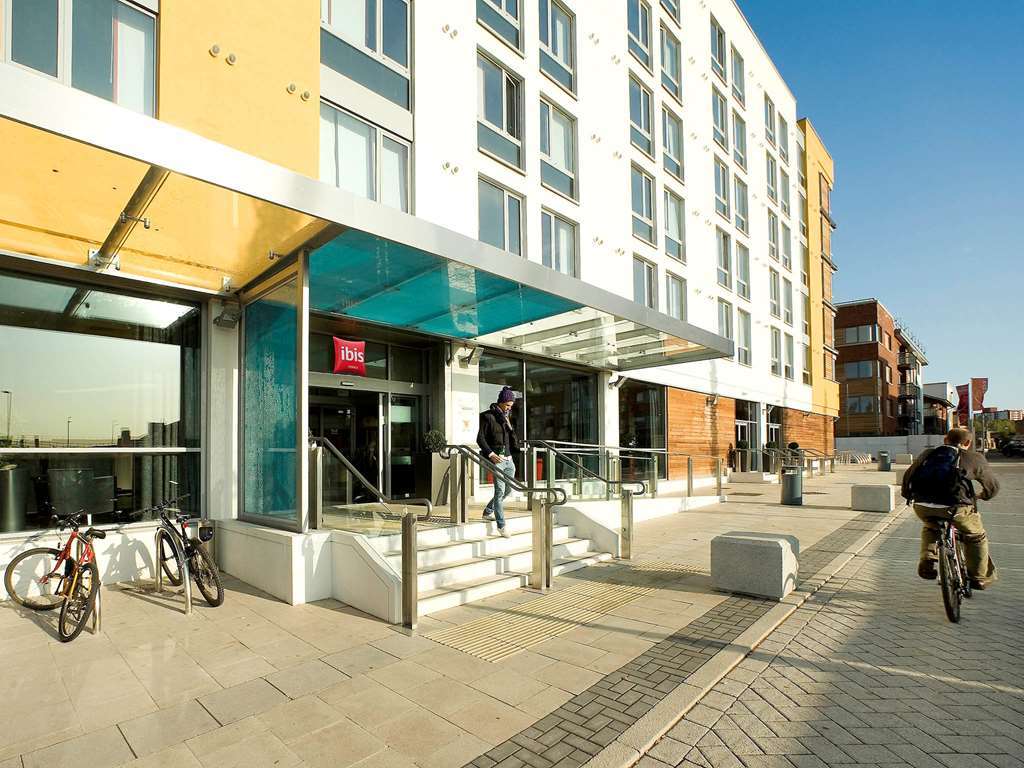 Ibis Brighton City Centre - Station Exterior photo